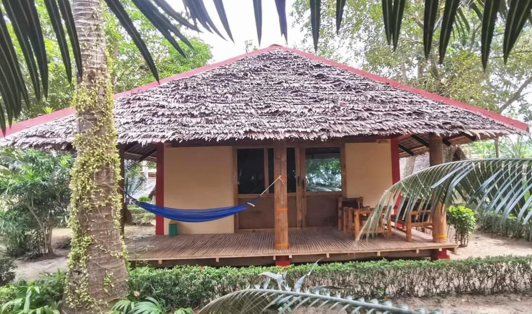 Sulu Sunset Beach Resort Nauhang エクステリア 写真