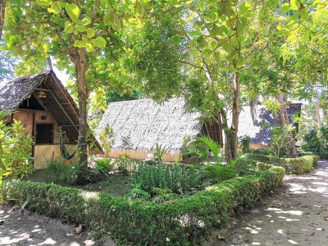 Sulu Sunset Beach Resort Nauhang エクステリア 写真