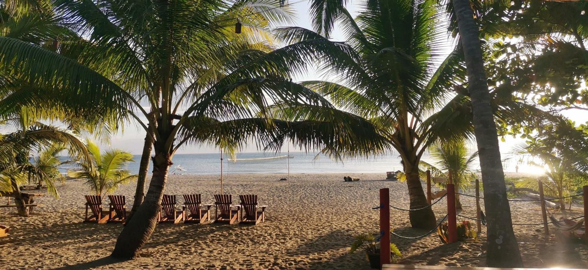 Sulu Sunset Beach Resort Nauhang エクステリア 写真