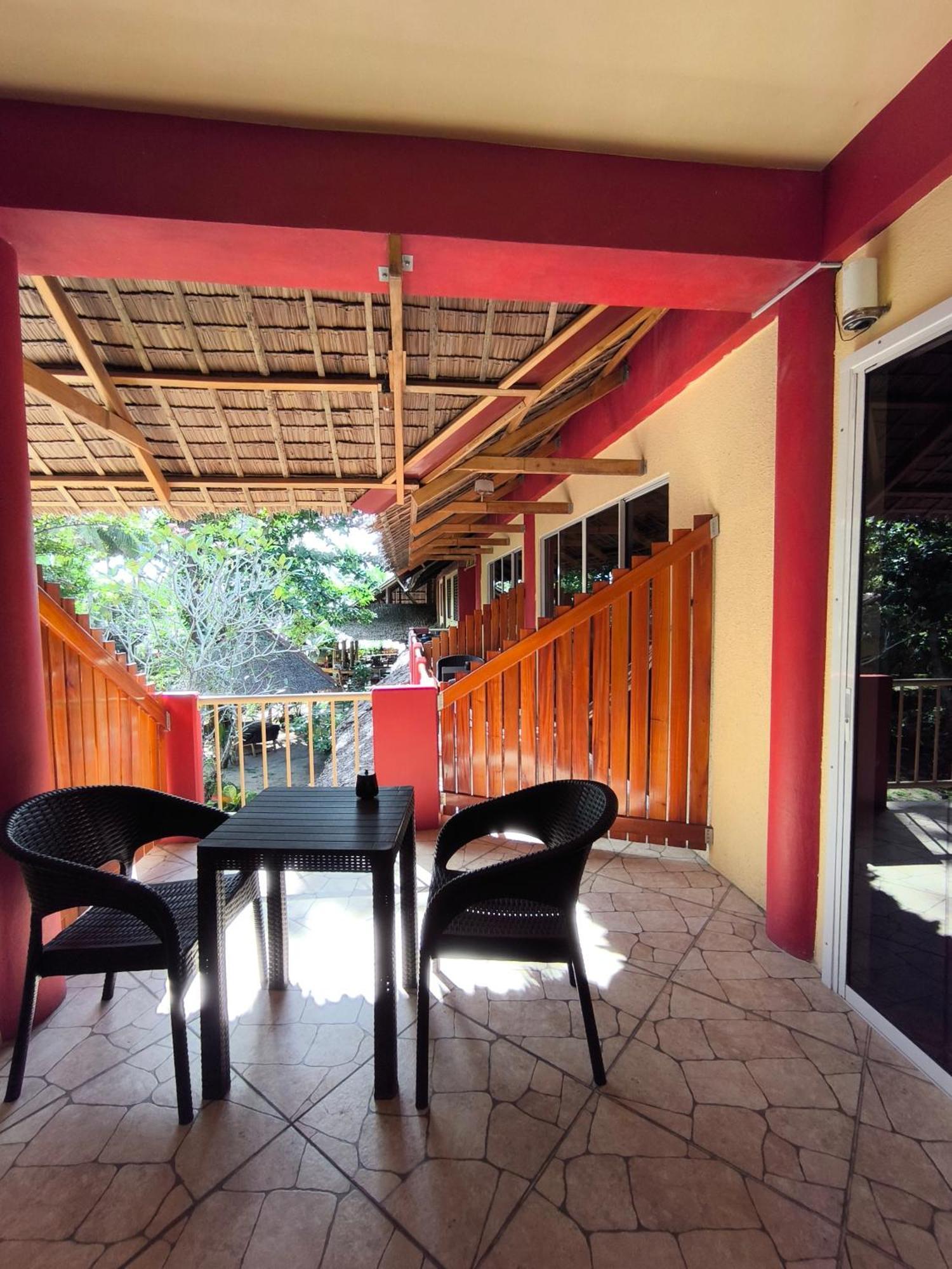 Sulu Sunset Beach Resort Nauhang エクステリア 写真